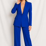 Women's Two-Piece Blazer Suit with Fitted Jacket & Regular Fit Pants – Work & Evening Set