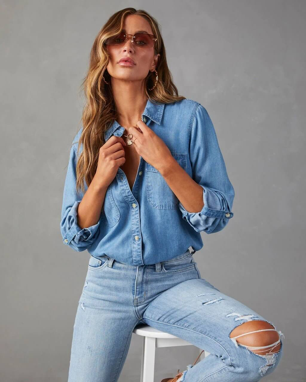 Women's Long Sleeve Denim Shirt with Button Front & Chest Pockets – Relaxed Casual Shirt