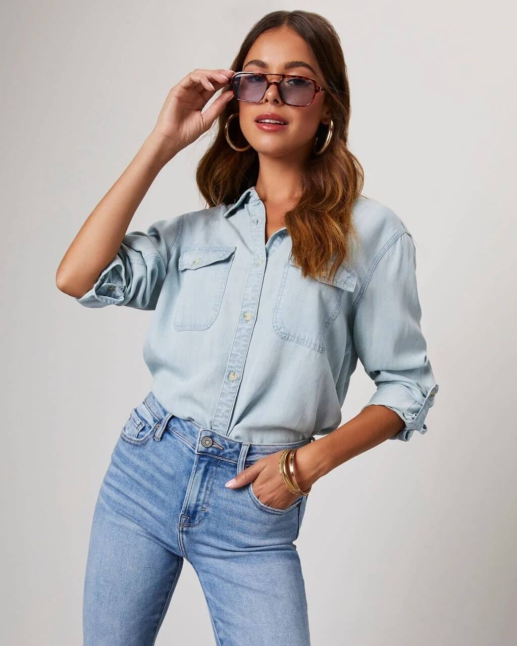 Women's Long Sleeve Denim Shirt with Button Front & Chest Pockets – Relaxed Casual Shirt
