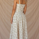 Women's Fitted Midi Dress with Sweetheart Neckline & Defined Waist – Summer Occasion Dress
