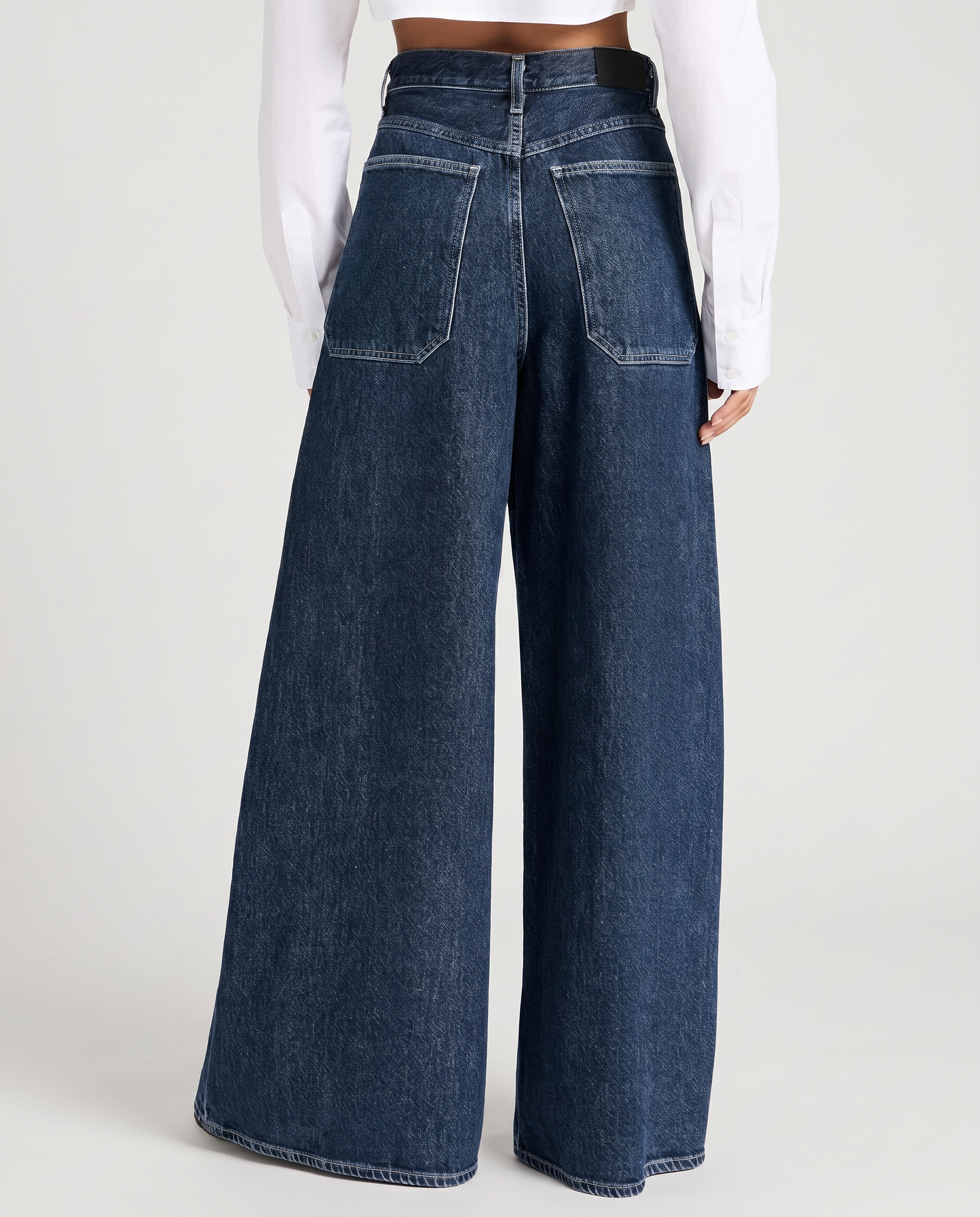 Women's High-Waist Wide-Leg Jeans – Relaxed Fit Full-Length Blue Denim for Everyday Wear