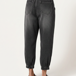 Women's Black Tapered Ankle Jeans with Elastic Waist – Relaxed Pull-On Denim for Everyday Wear