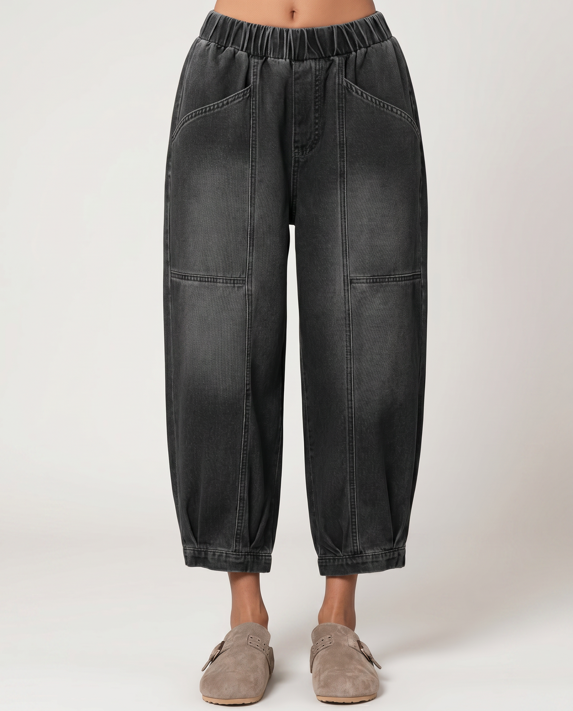 Women's Black Tapered Ankle Jeans with Elastic Waist – Relaxed Pull-On Denim for Everyday Wear