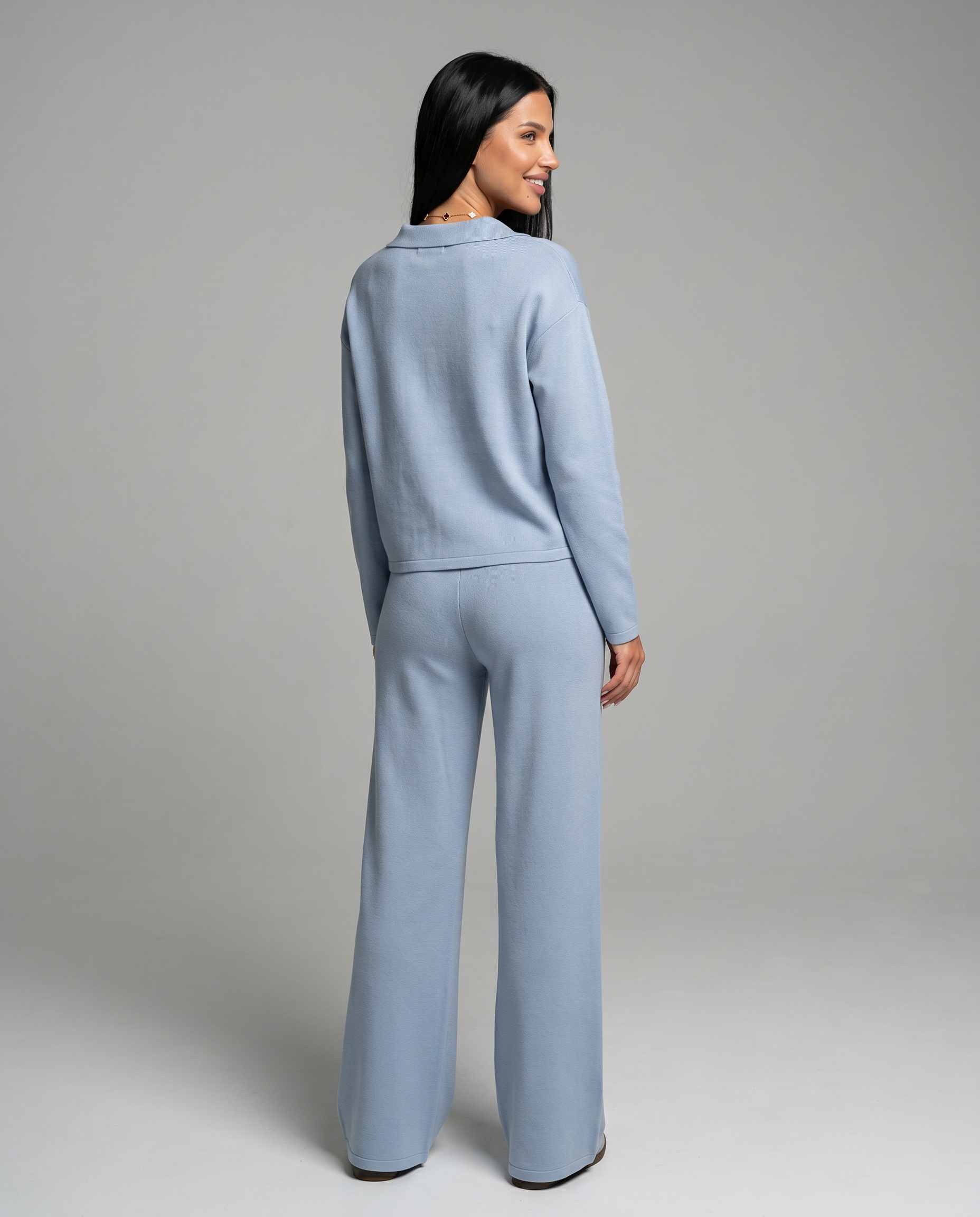 Women's Collared V-Neck Shirt & Wide-Leg Pants Set – Relaxed Two-Piece Outfit for Travel & Casual