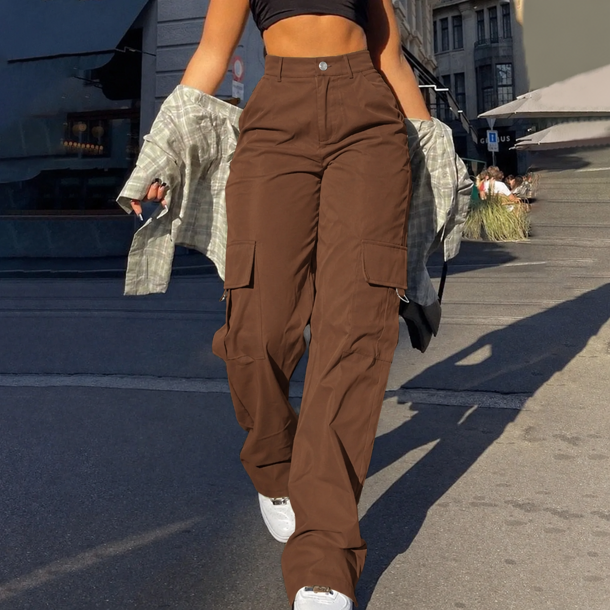 Women's Baggy Cargo Pants with High Waist & Wide Leg – Utility Pants with Flap Pockets