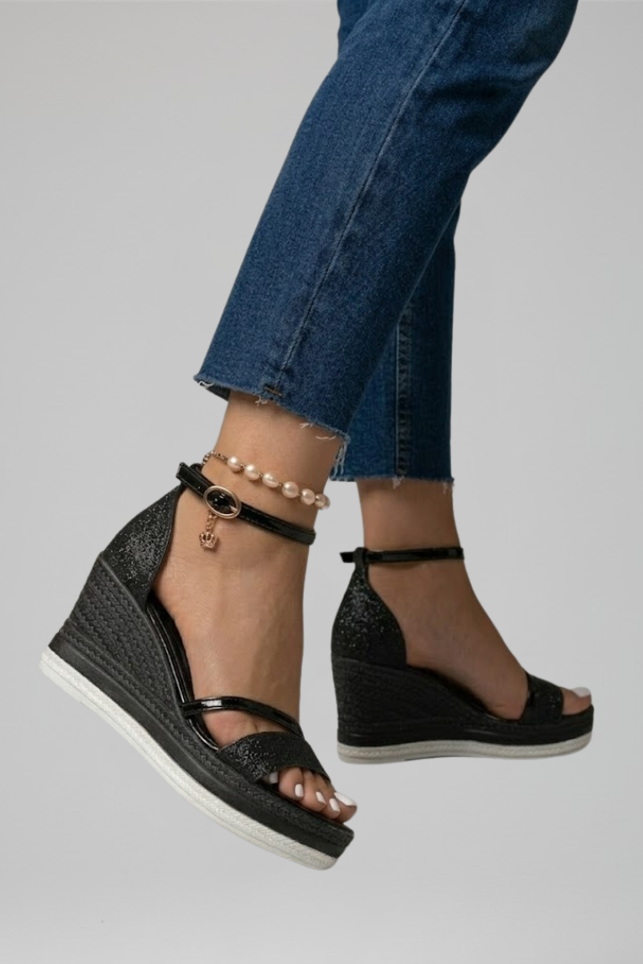 Women's Cushioned Slip-On Sandals with Low Platform – Open-Toe Comfort Sandals for All-Day Wear