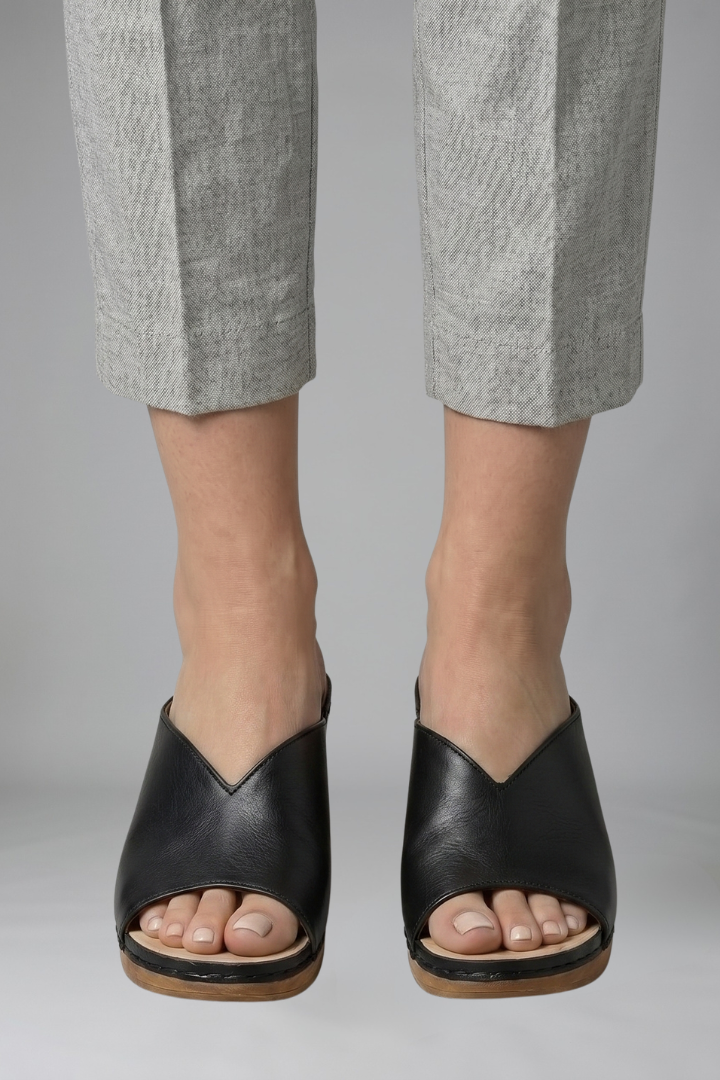 Women's Block Heel Platform Sandals with Wide Strap – Slip-On Comfort Sandals for Summer
