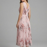 Women's Sleeveless V-Neck Pleated Midi Dress – Printed Summer Day and Brunch Dress