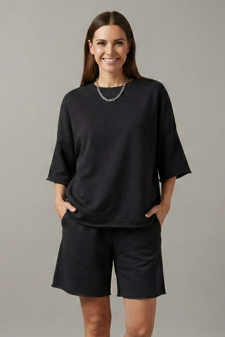 Women's Two-Piece Set Wide Sleeve Crop Top and Drawstring Shorts – Casual Summer Co-ord