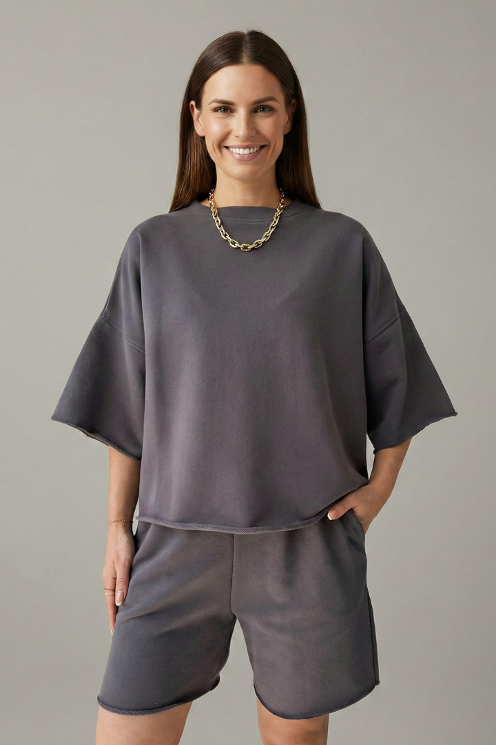 Women's Two-Piece Set Wide Sleeve Crop Top and Drawstring Shorts – Casual Summer Co-ord