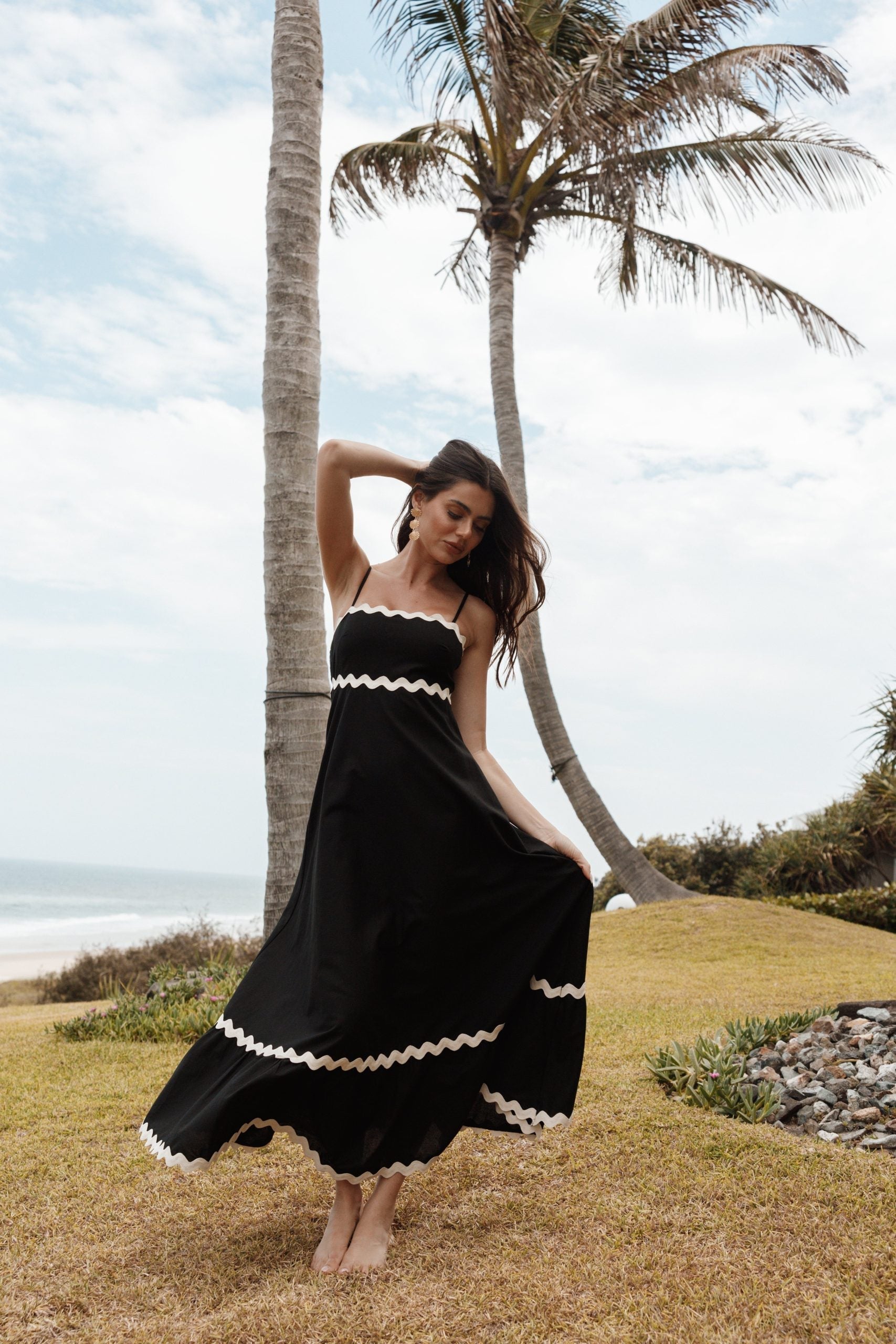Women's Black Strappy Maxi Dress – Flowing Casual Summer Dress for Beach Dinners & Evenings