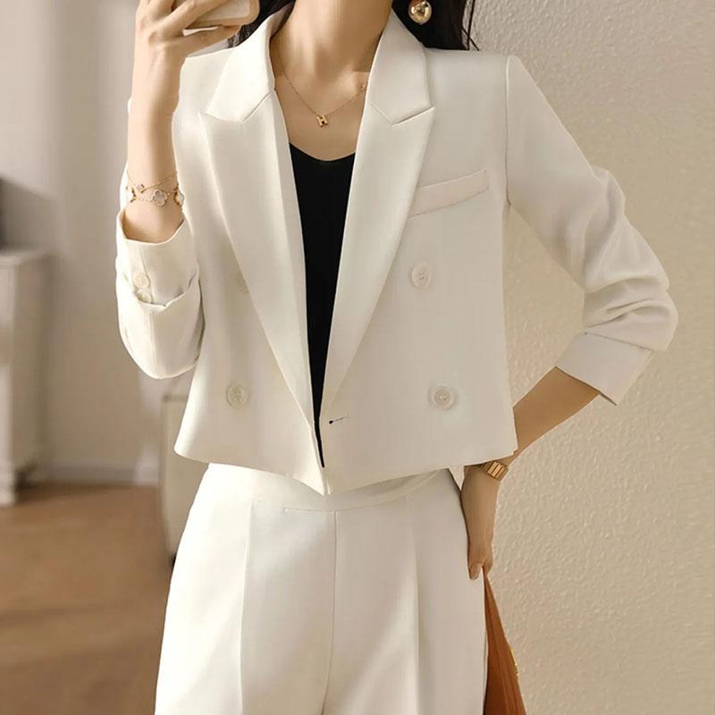Women's Cropped Double-Breasted Blazer with Peak Lapel & Welt Chest Pocket – Workwear Jacket