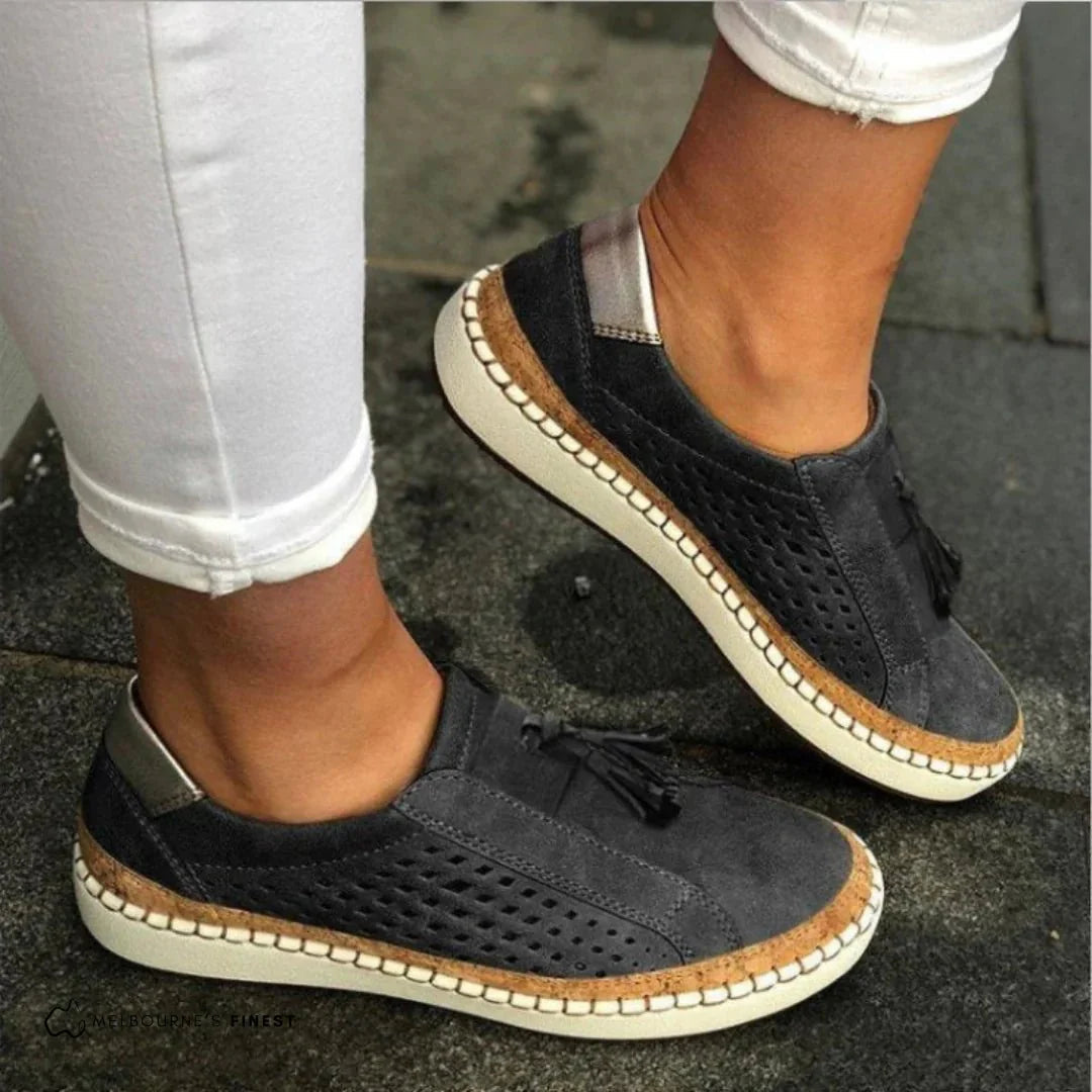 Women's Perforated Slip-On Loafers with Tassels – Breathable Flats for Summer Days