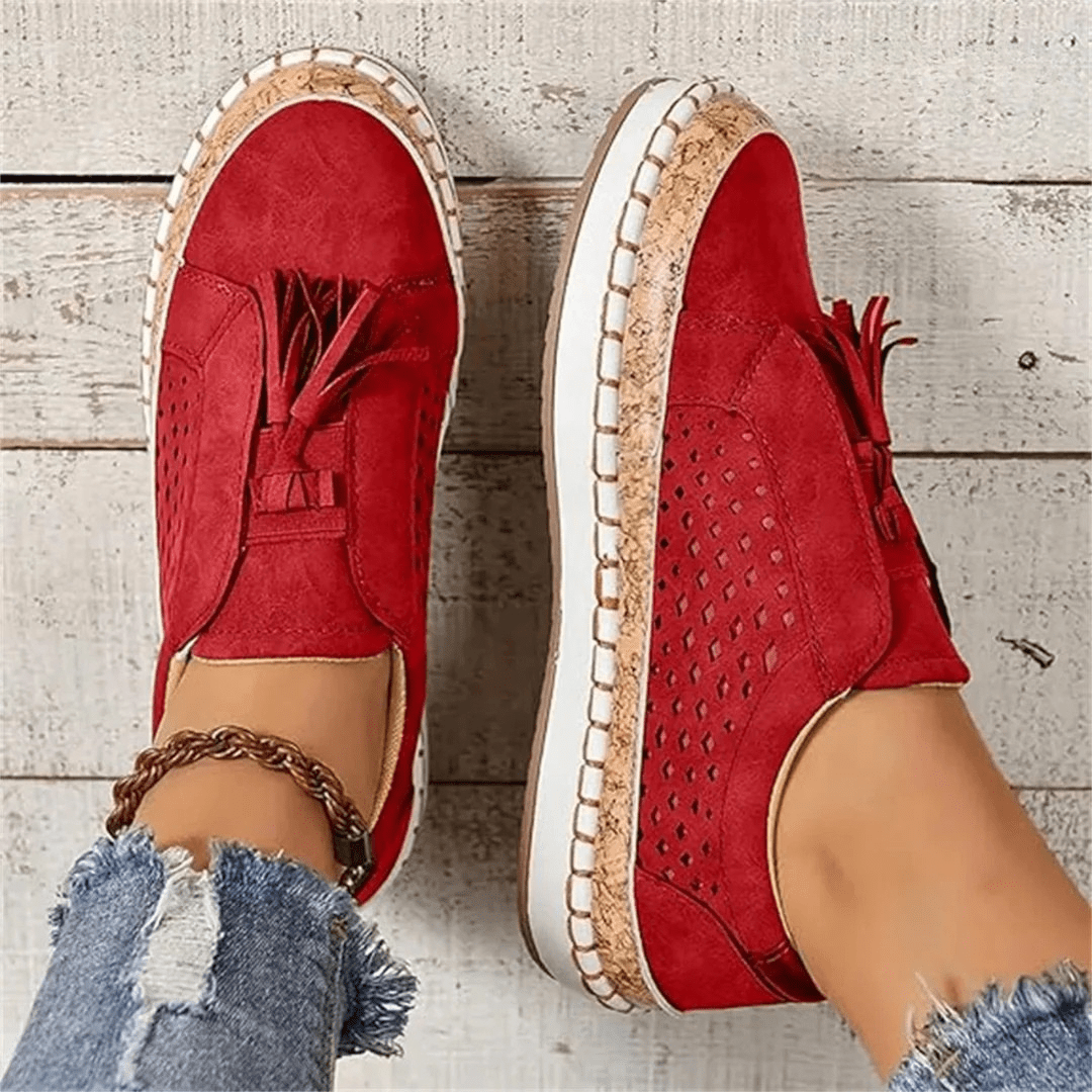 Women's Perforated Slip-On Loafers with Tassels – Breathable Flats for Summer Days