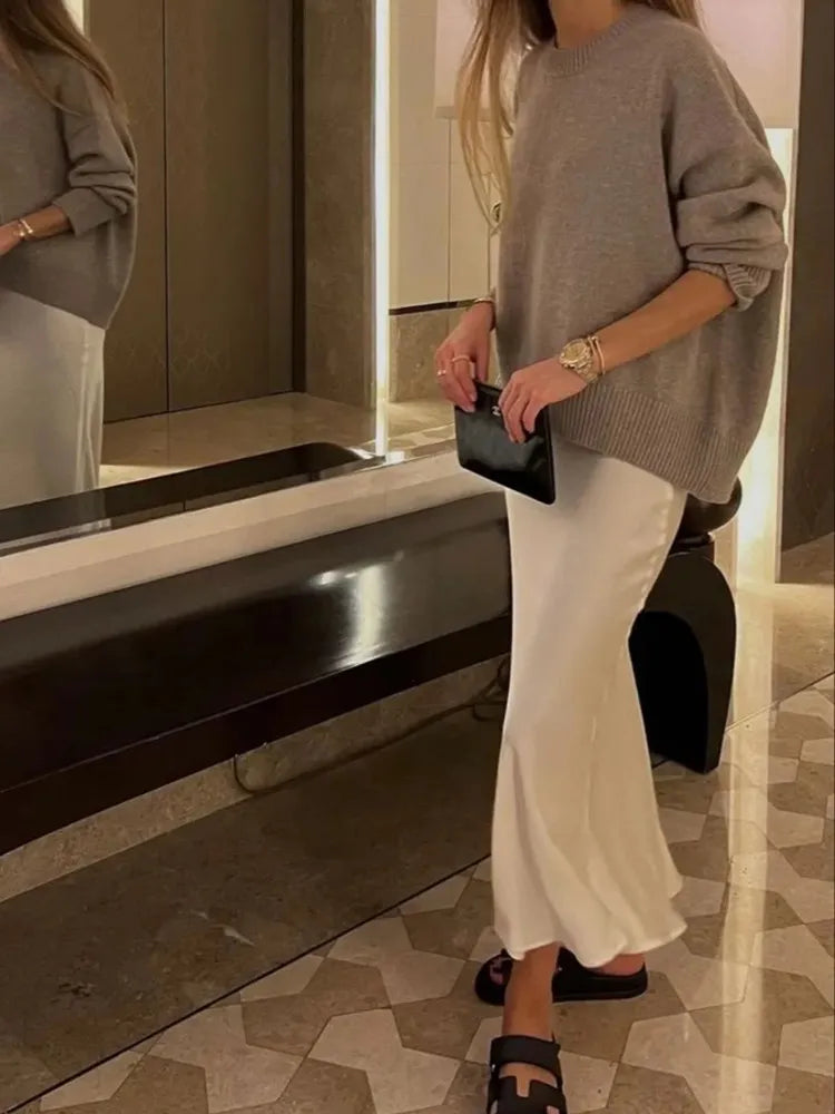 Women's Satin Midi Skirt with Flowing Fit – Elegant Skirt for Work, Brunch & Events