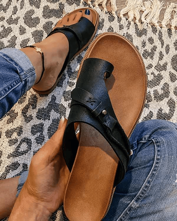 Women's Flat Toe Loop Sandals – Casual Summer Beach and Holiday Sandals